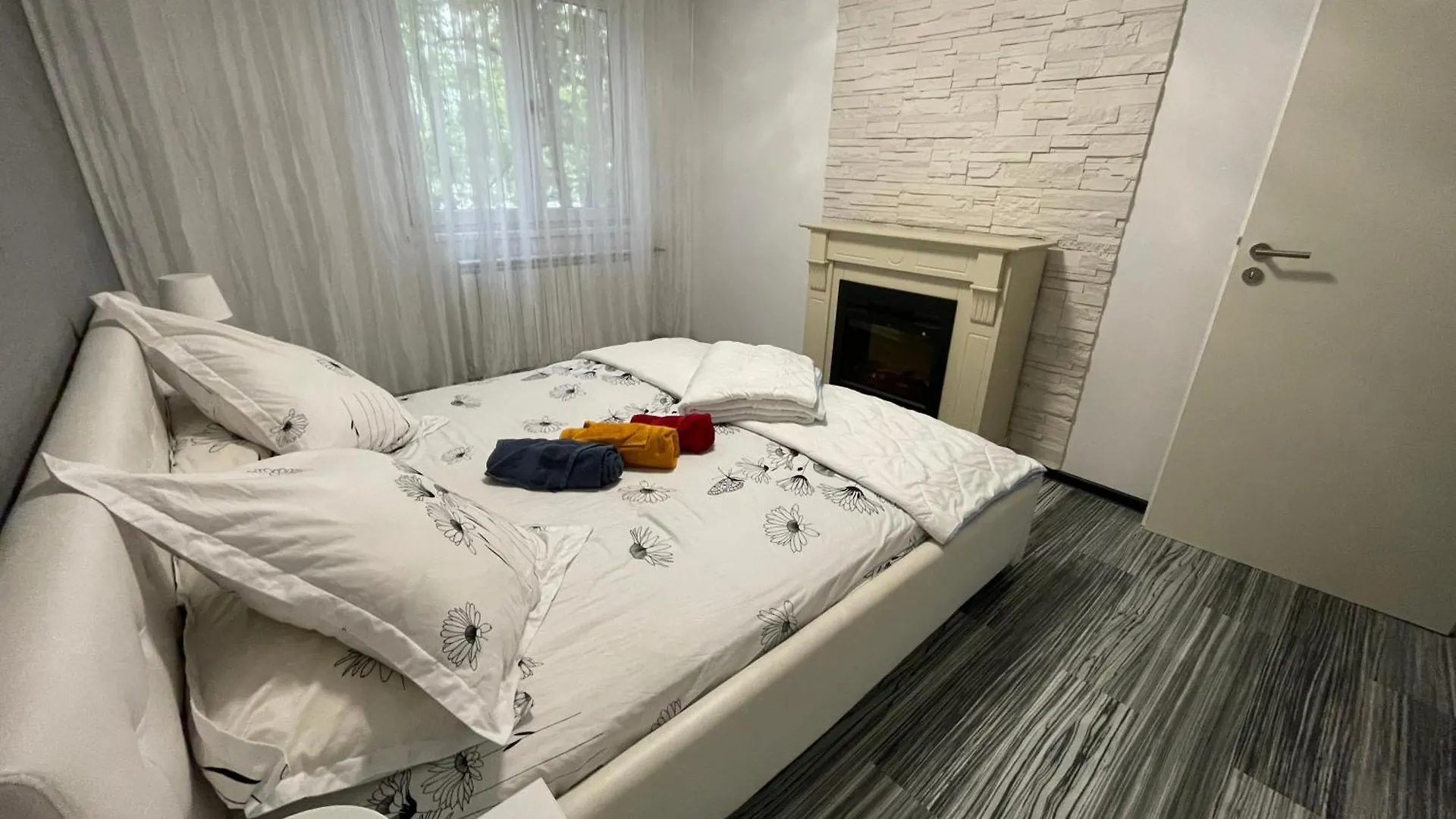 Apartament Star Residence Bucureşti